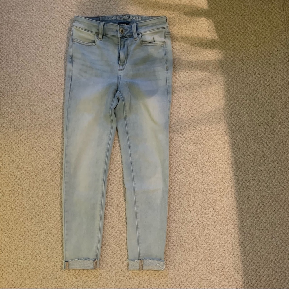 American Eagle Light Wash SHORT Skinny Jeans